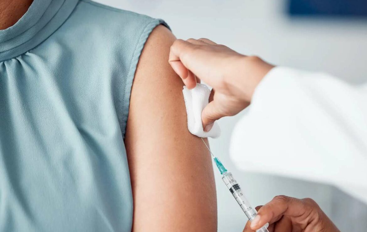 Influenza, boom di vaccini